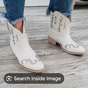 NIB Pierre Dumas Boot, 8m